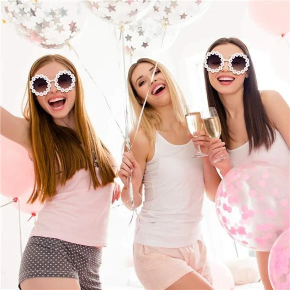 3 Packs Retro Daisy Sunglasses for Women Flower Round Disco Sunglasses Floral